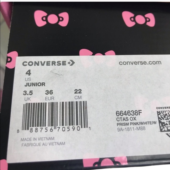 Converse& Hello Kitty Ctas OX 38F Prism Pink Kid’s - Picture 8 of 8